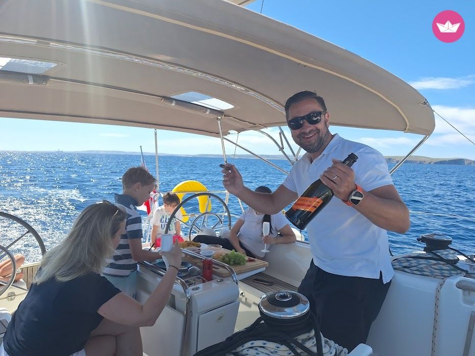 Noleggio Sun Odyssey 439