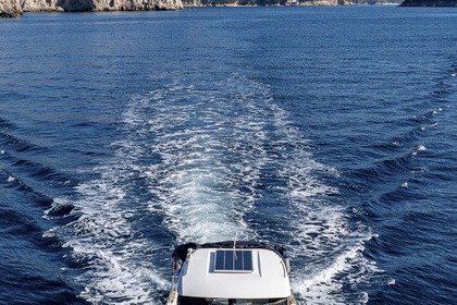 Hire Motorboat Jeanneau Merry Fisher Dubrovnik
