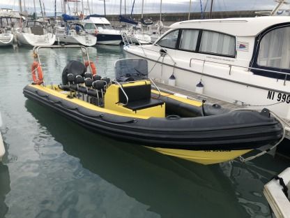 Location Semi-rigide Tornado Super7 Granville