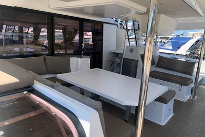 Hyra båt Katamaran VIRTUAL Saba 50 Trogir
