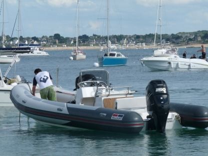 Czarter Ponton RIB Vaillant 750 Dinard