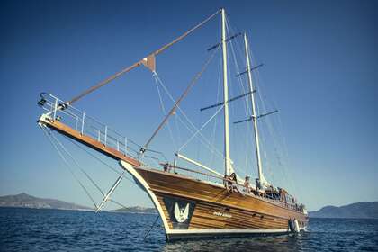 Rental Sailing yacht Custom Custom Salamina