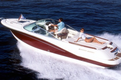 Charter Motorboat JEANNEAU Runabout 755 Cavalaire-sur-Mer