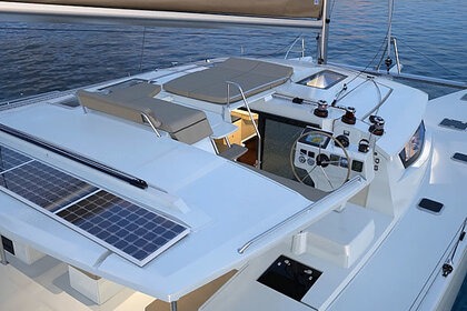 Hire Catamaran FOUNTAINE PAJOT Helia 44 Luxe - GINGEMBRE Placencia