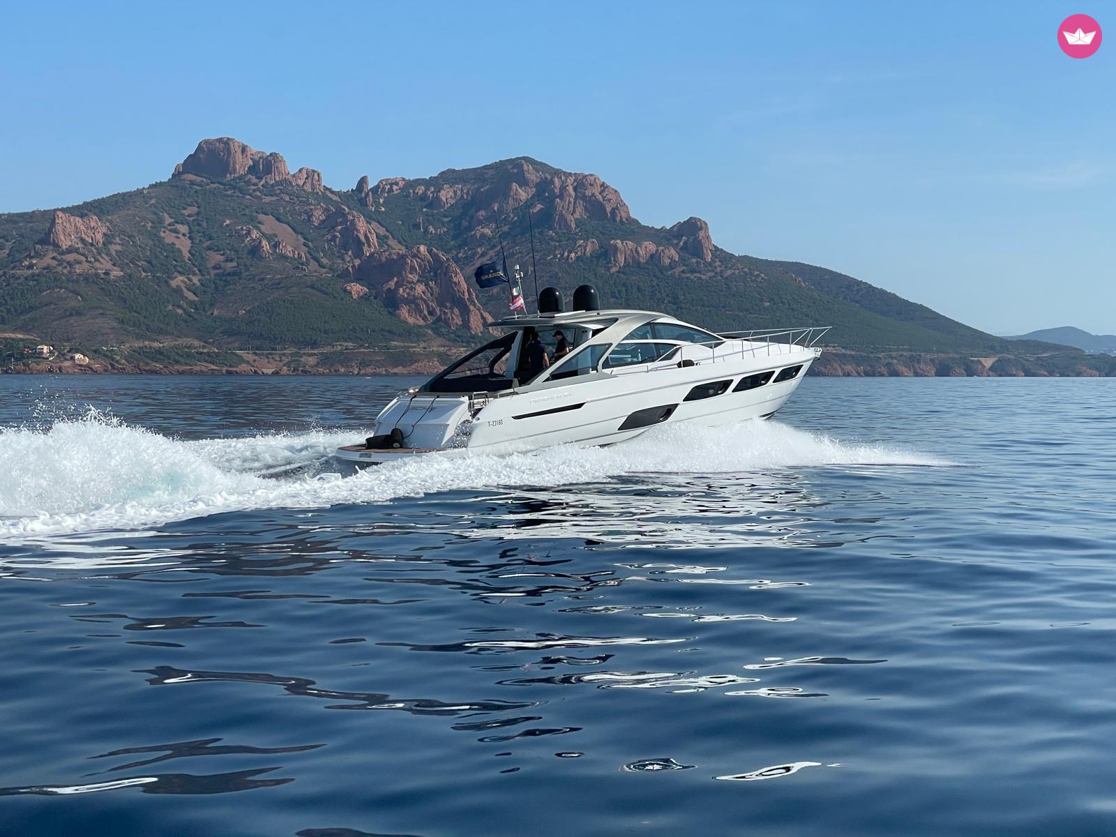 Yacht Pershing 5x 1200cv