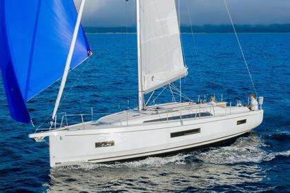 Hyra båt Segelbåt Bénéteau Oceanis 40.1 - 3 cab. Procida