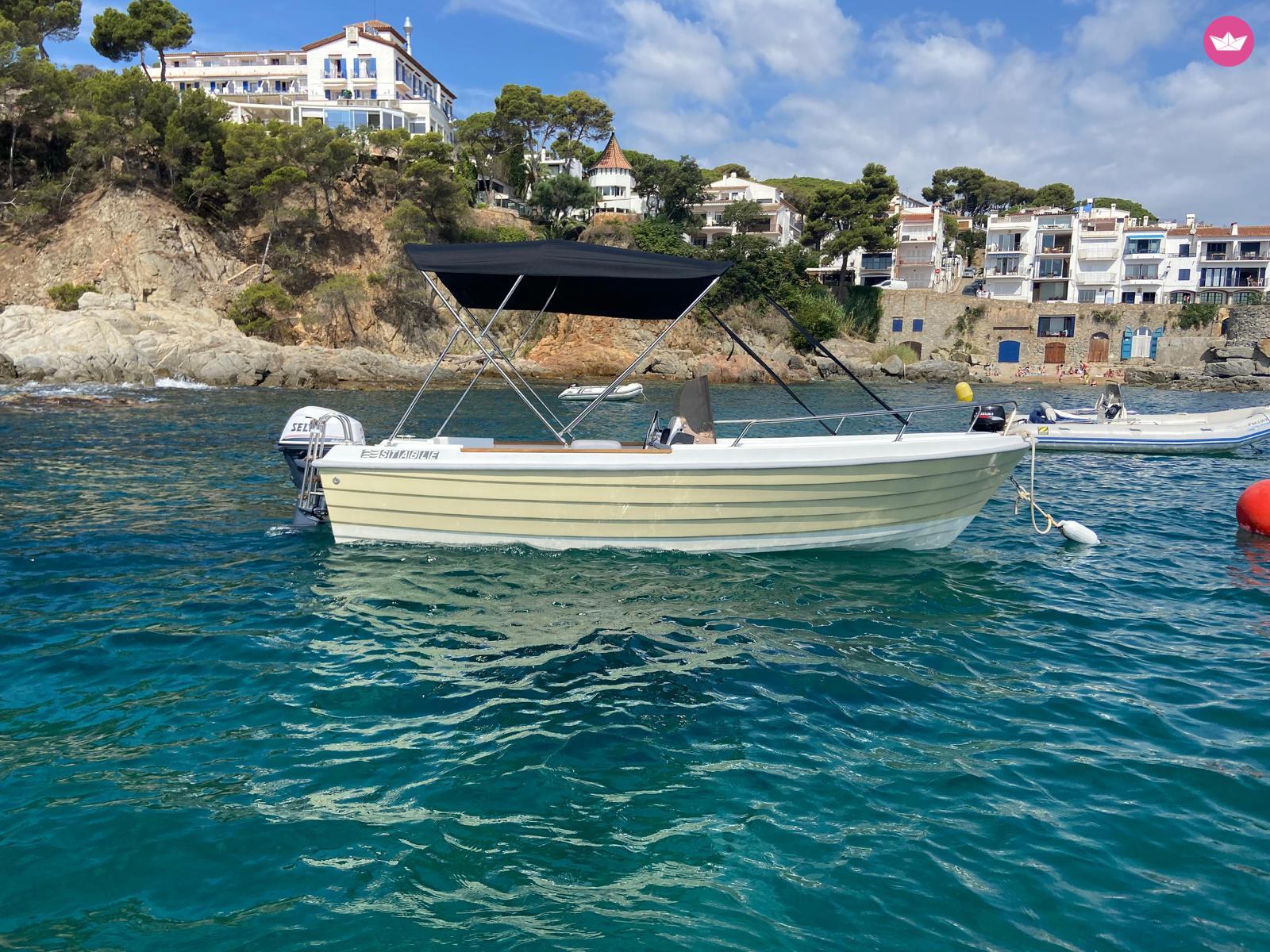 Bateau à moteur Estable 501 Consola Bote 15cv 2