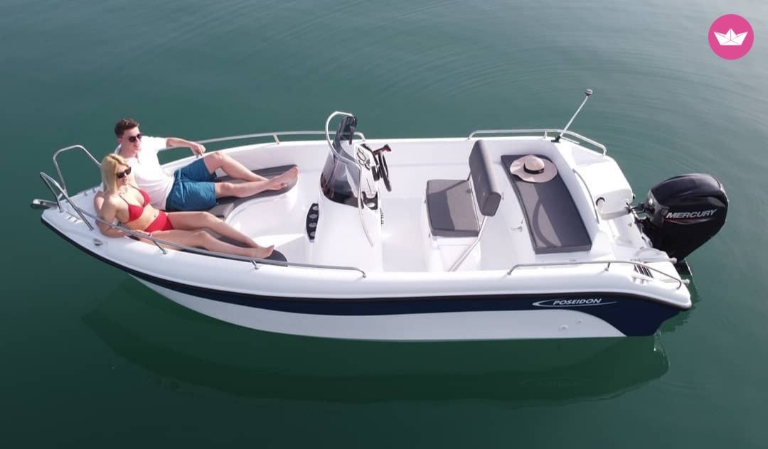 Bateau à moteur Poseidon New Edition 3
