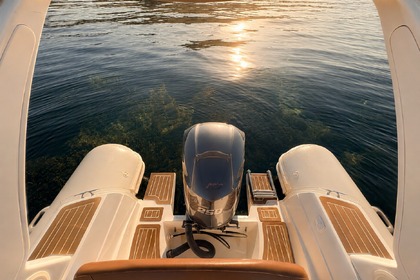Verhuur RIB CAPELLI Tempest 770 Luxe Le Lavandou