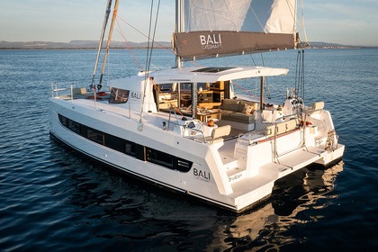 Чартер Катамаран Catana Group Bali Catsmart - 4 + 1 cab. Трогир