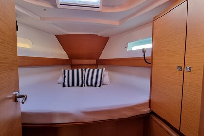 Hyra båt Segelbåt Jeanneau Sun Odyssey 449 Pula