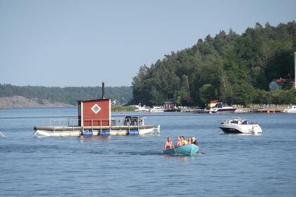 Rental Houseboats Custom Sauna Boat Vaxholm