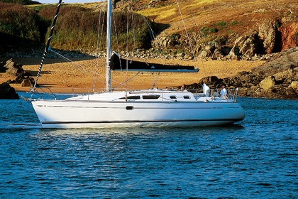 Charter Sailboat Jeanneau Sun Odyssey 37 Tinos
