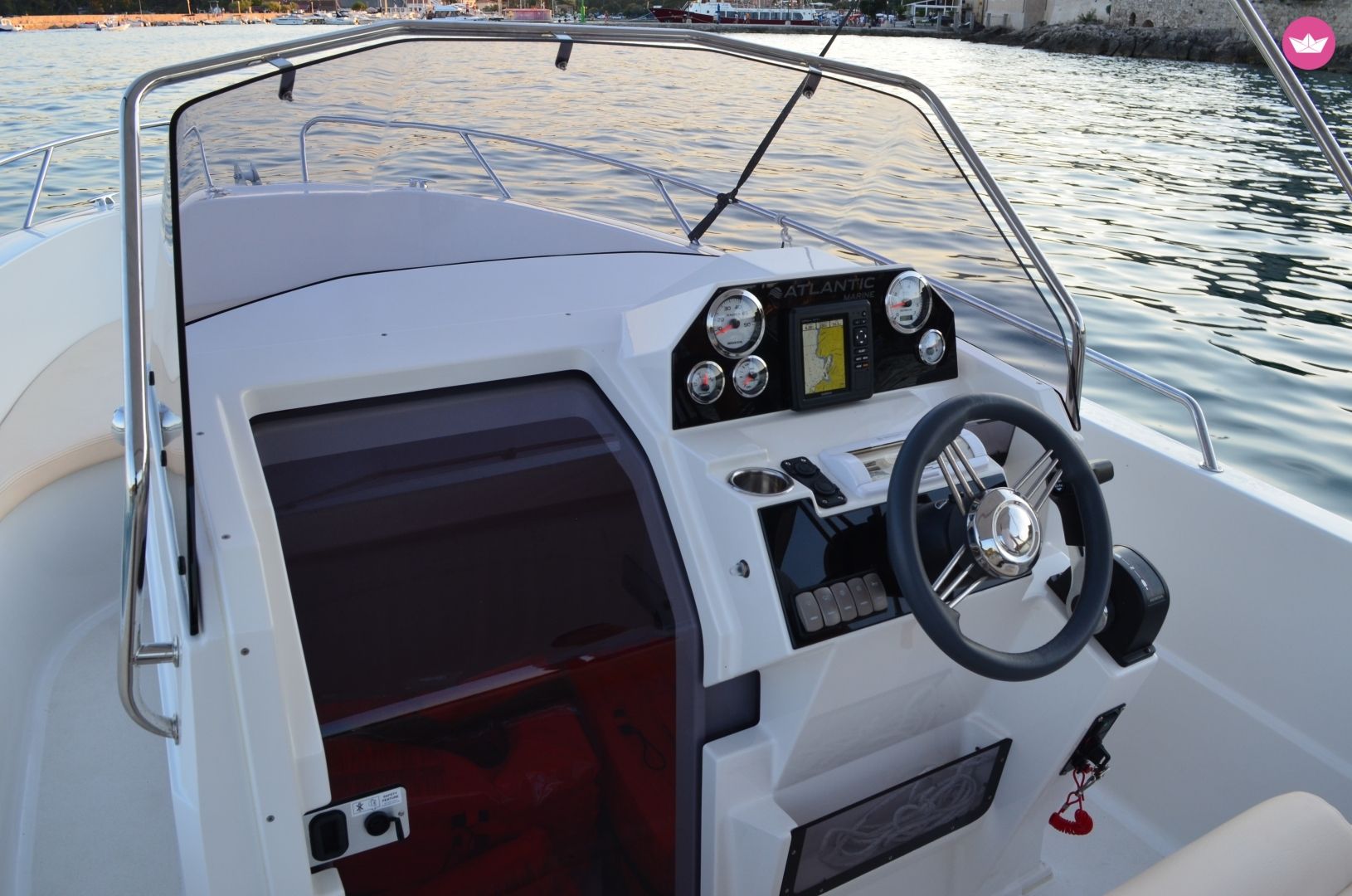 Bateau à moteur Atlantic Atlantic 670 Open 200cv 6