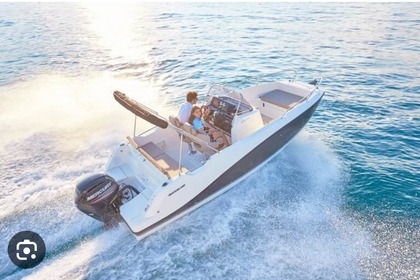 Hire Motorboat Quicksilver Activ 605 Trogir
