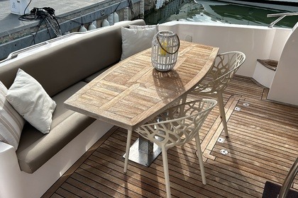 Gulf Craft Majesty 56