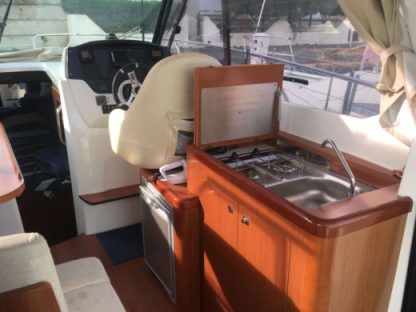 Location Bateau à moteur Beneteau Antares 880 Le Grau-du-Roi