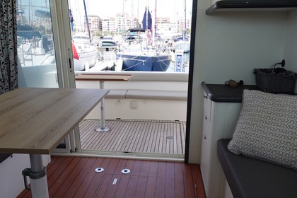 Aluguel Lancha JEANNEAU PRESTIGE 36 FLY Alicante