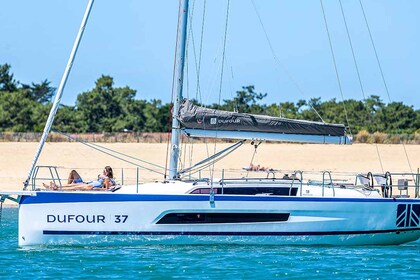 Hyra båt Segelbåt Dufour Yachts Dufour 37 - 2 cab. Biograd na Moru