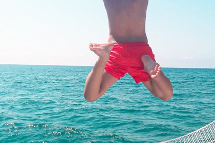 Ενοικιάστε αυτό το ιστιοπλ