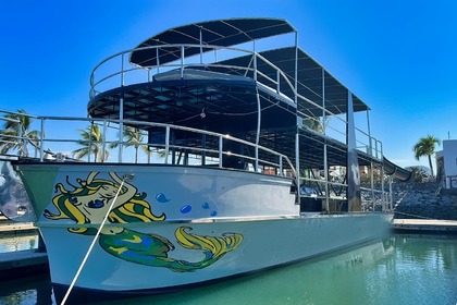 Hire Motorboat 55' Custom Yacht Waterslides Puerto Vallarta