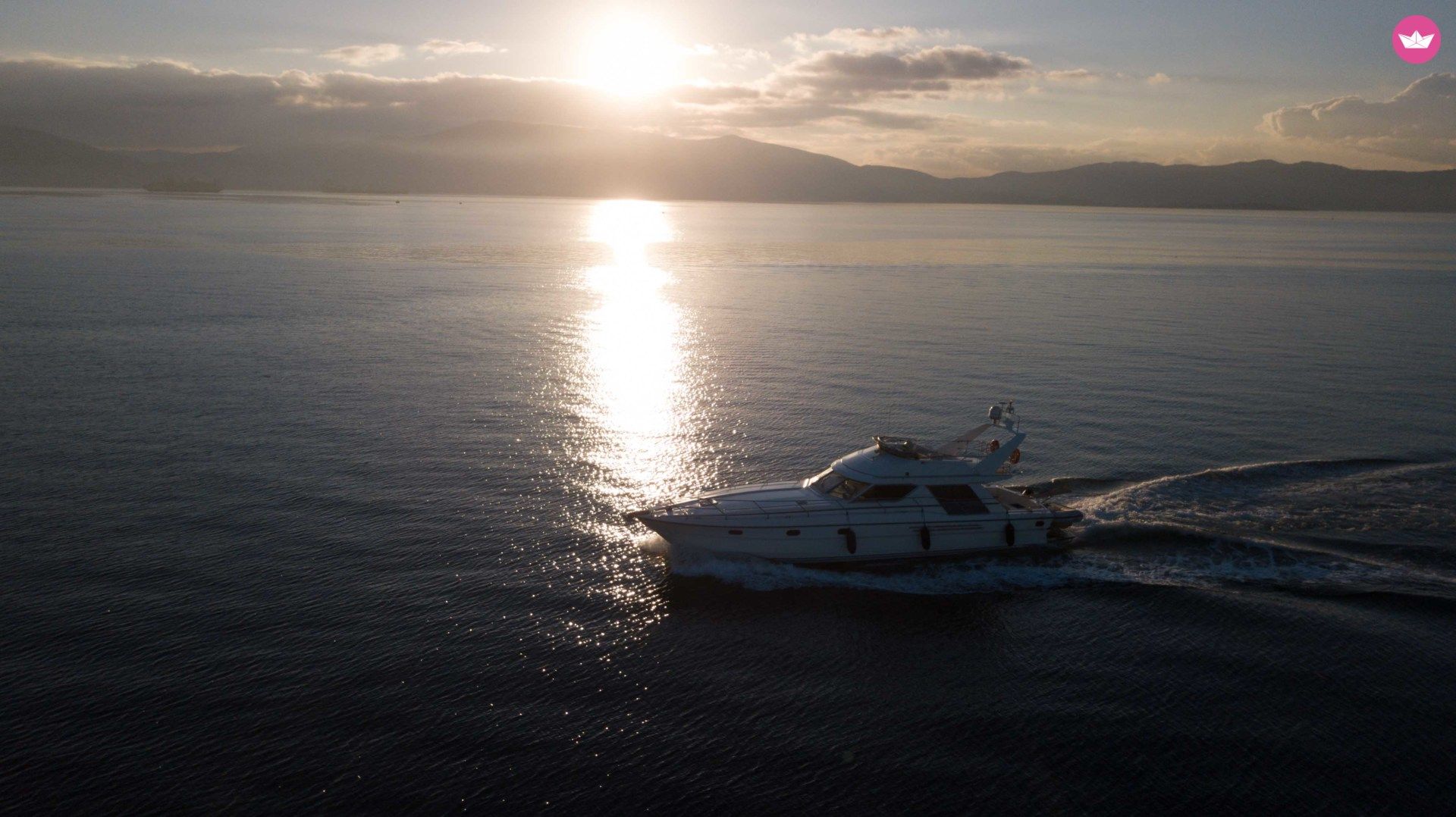 Rental motorboat in Athens  