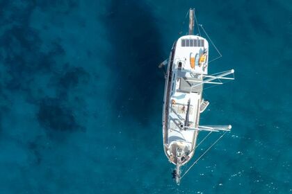 Luxury Gulet With A Flybridge Lounge