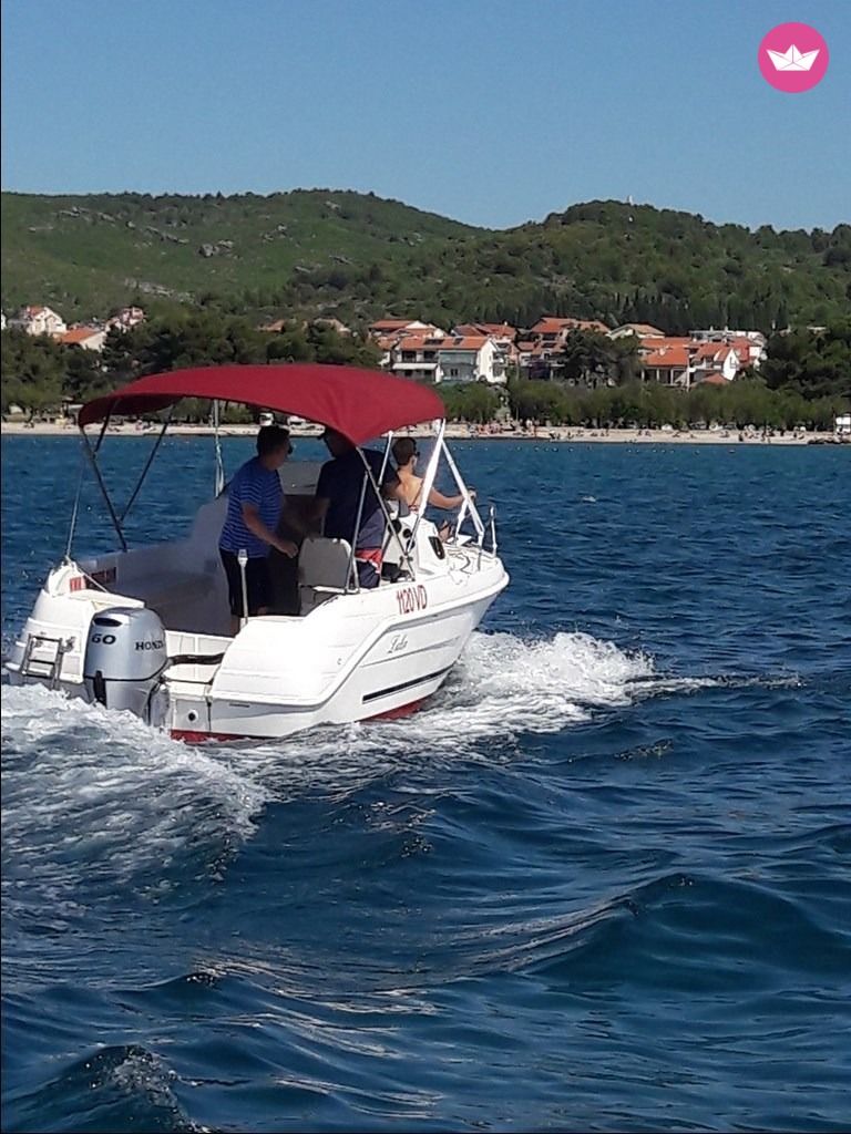Motorboat Luka M-Sport 525  