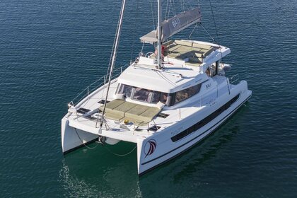 Hyra båt Katamaran Catana Group Bali Catspace Šibenik