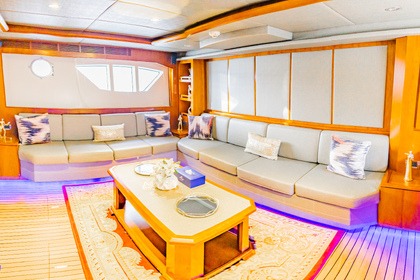 For  20 People 1500 € 3 Hours