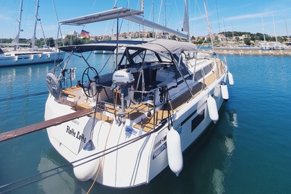 Verhuur Zeilboot Bavaria Bavaria C42 Style Pula