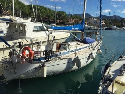 Charter Sailboat Grand Soleil Gs 343 Capo d'Orlando