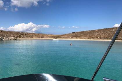 Charter a yacht in Mykonos!