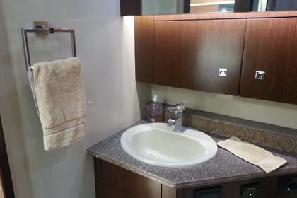 Cruiser Yachts 430cc Themis iv