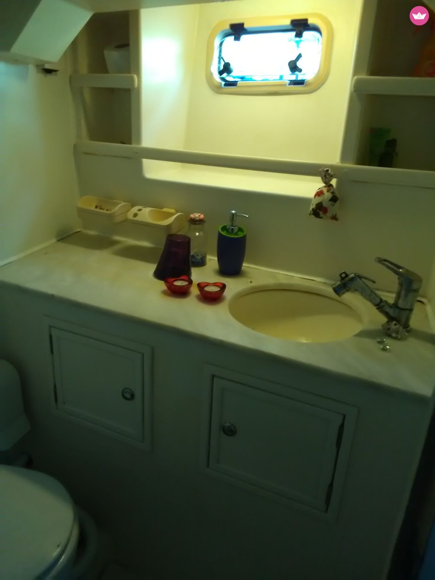 Atlantic 65 Feet in Athens  