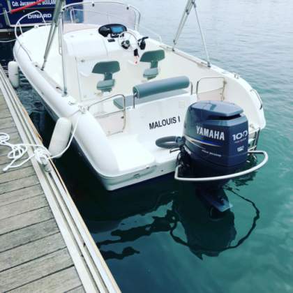 Charter Motorboat Pacific Craft Open 550 Dinard