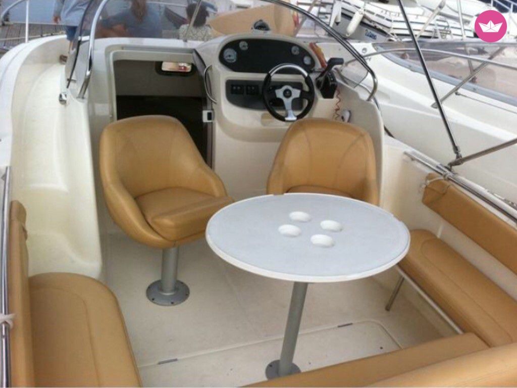 Rental motorboat in Zadar  