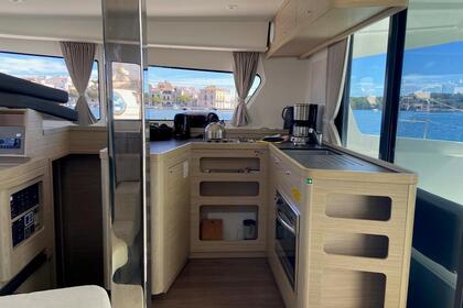 Lagoon 42 - 4 + 1 cab.