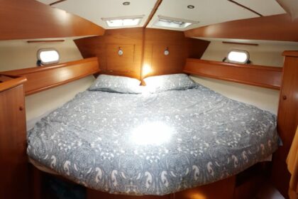 Sailingblue in Toscana su Jeanneau sun odissey 45.2 (14mt)