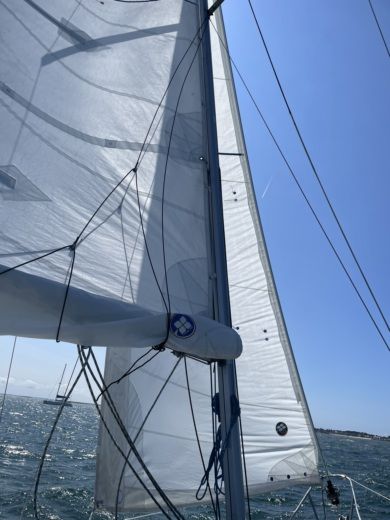 La Trinité-sur-Mer Sailboat JEANNEAU SUN 2500 alt tag text