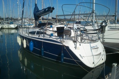 Hire Sailboat TES Magnam 28 pieds La Rochelle