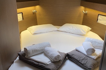 OCEANIS 40.1 (2022) ROZA