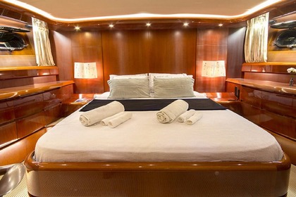luxury Yacht İn Bodrum