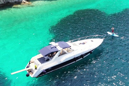 Noleggio Yacht a motore Sunseeker 46 Camargue Nydri