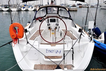 Alquiler Velero Jeanneau Sun Odyssey 33i Izola