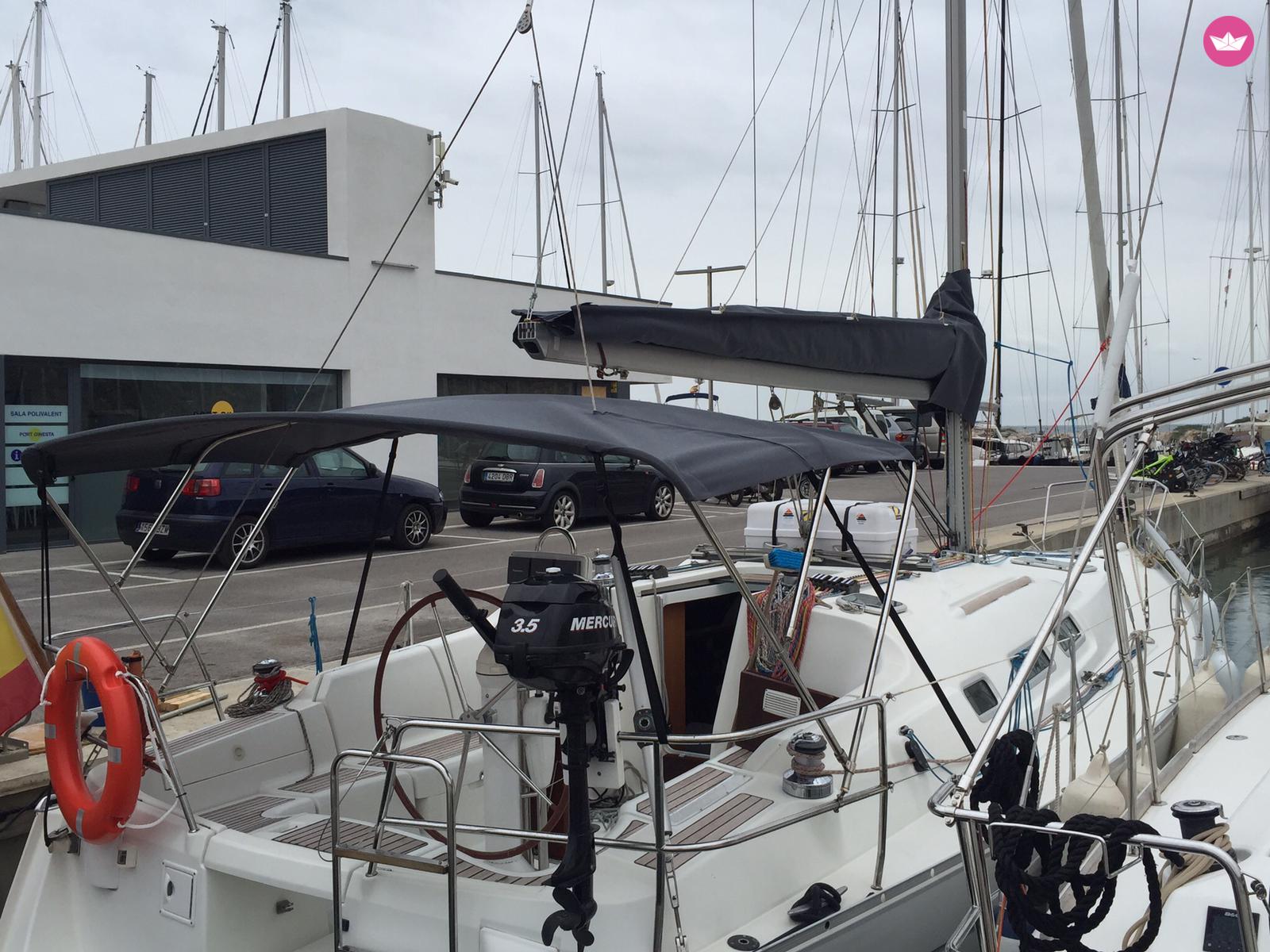 Charter sailboat in Ibiza  