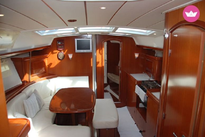 Voilier BENETEAU OCEANIS 393 11.62m 6