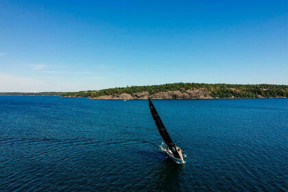 Hyra båt Segelbåt Arcona 465 Gustavsberg