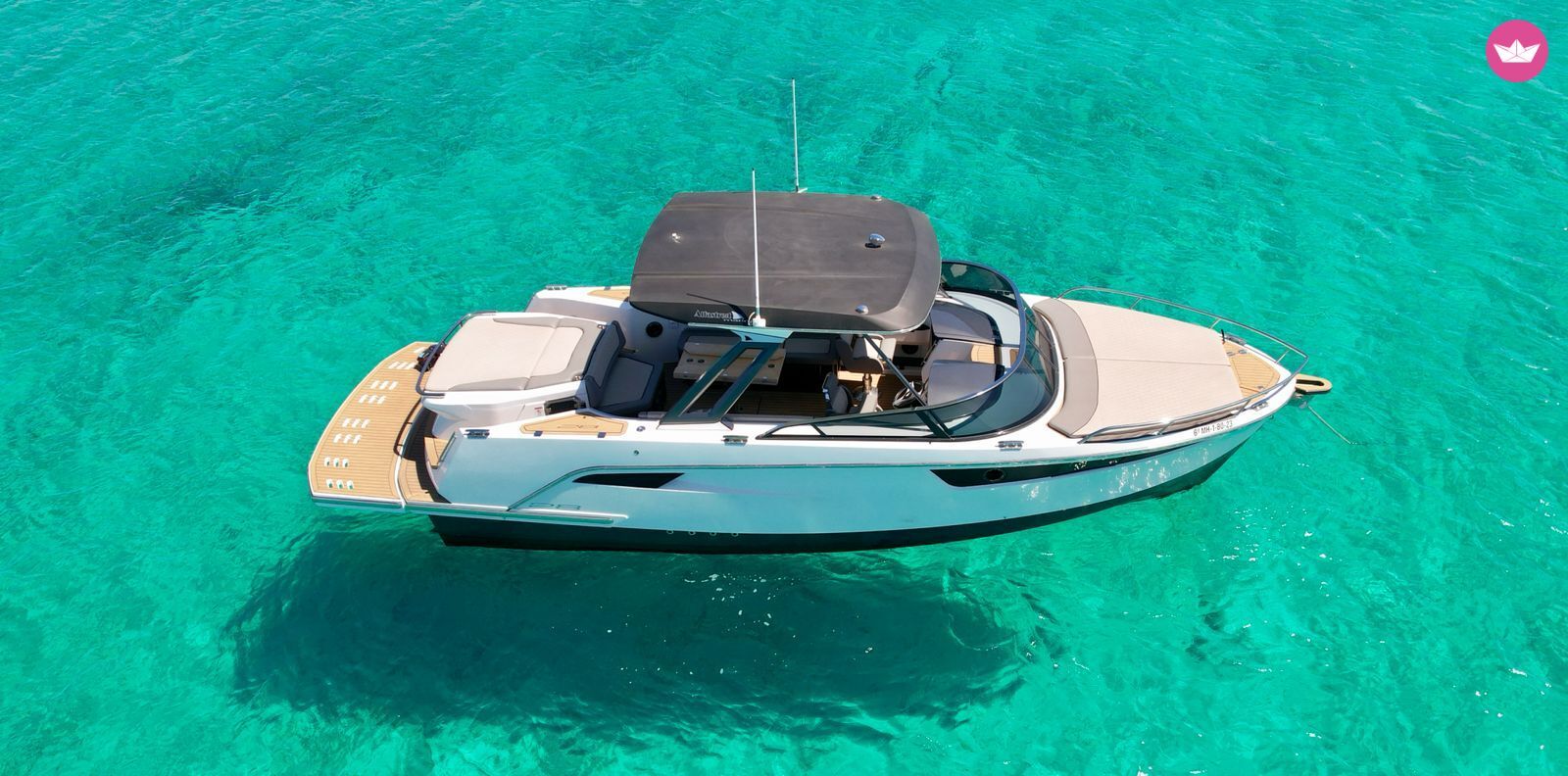 Bateau à moteur Alfamarine 28 220cv 8