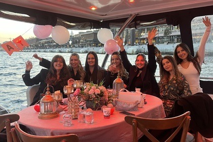 Premium Yacht Tours: Bosphorus and Islands Escape